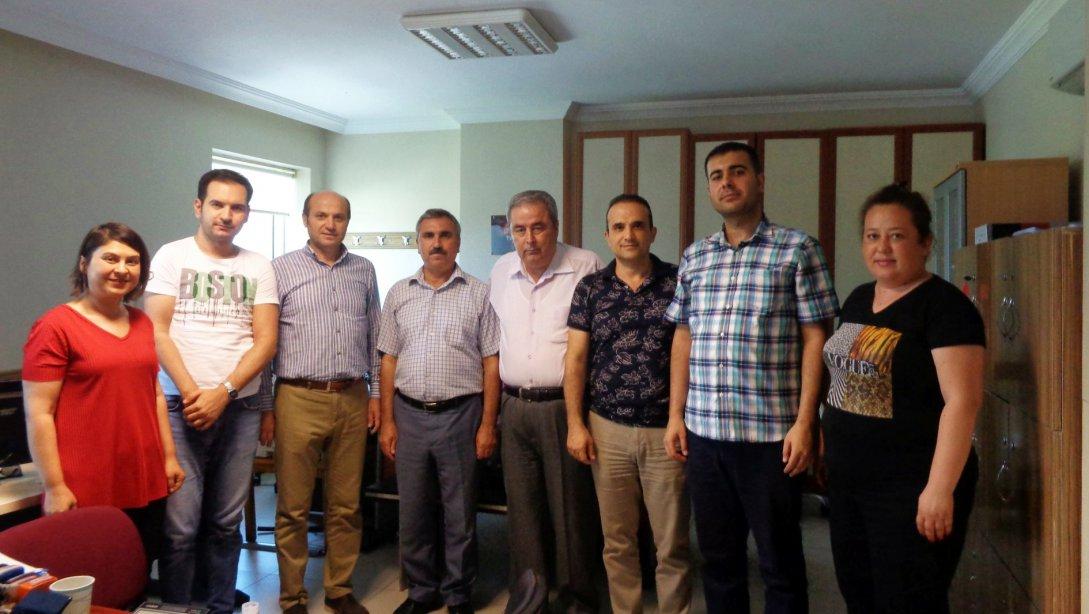Tarsus İlçe Milli Eğitim Müdürü Mehmet METİN ve Şube Müdürleri  Kurban Bayramı Münasebetiyle Kurum Personelleri İle Bayramlaştı