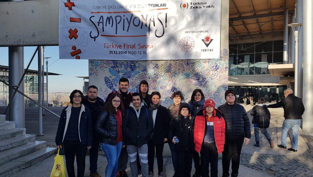 Türkiye Zeka Vakfı'nın Düzenlediği Okullar Arası Zeka Şampiyonası'na Katılan Hadiye Kuradacı Bilim ve Sanat Merkezi Türkiye Finallerinden de Başarıyla Döndü