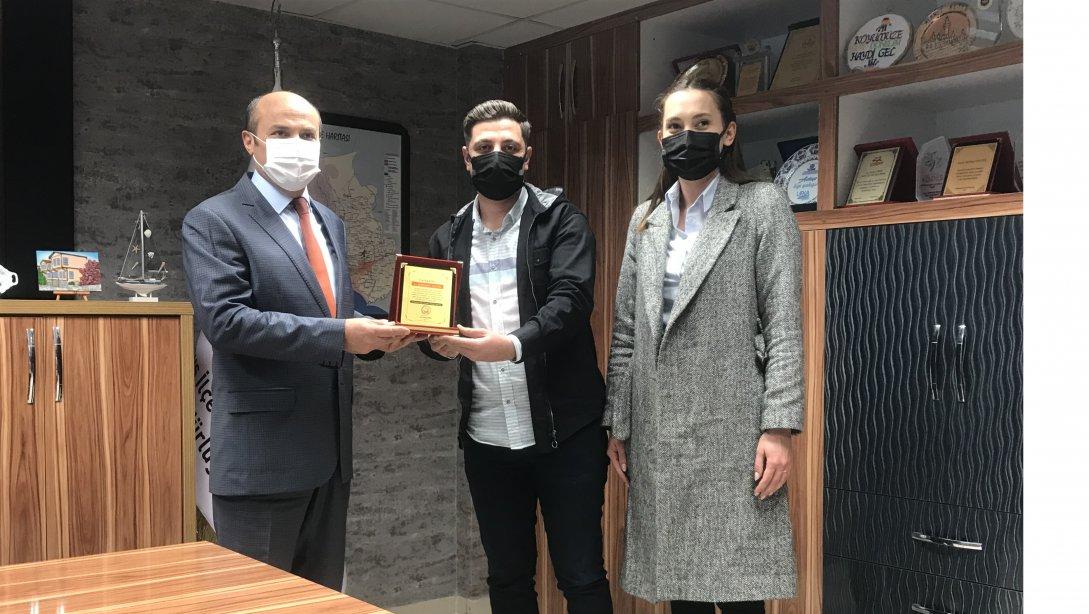 Tarsus Gençlik Derneği, İlçe Milli Eğitim Müdürümüz Mehmet Metin'i Ziyaret Etti