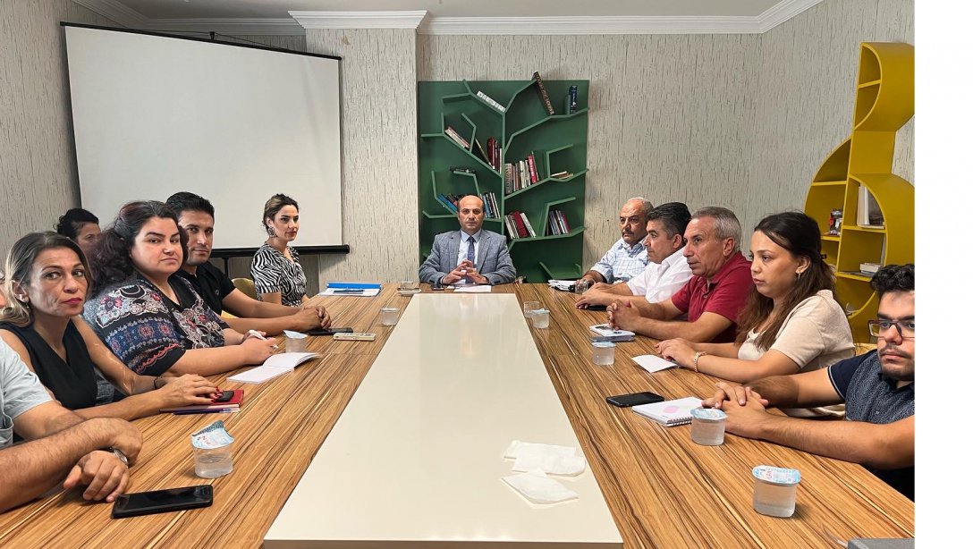 İlçe Milli Eğitim Müdürümüz Mehmet METİN, Birim Şeflerimize Yönelik Toplantı Yaptı