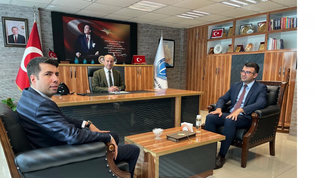 Adalet Komisyonu Başkanı ve 2. Ağır Ceza Mahkemesi Başkanı, İlçe Milli Eğitim Müdürümüz Mehmet METİN'i Ziyaret Ettiler