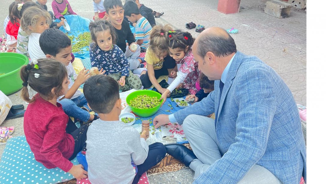 İlçe Milli Eğitim Müdürümüz Mehmet Metin, Ali Oksal İlk/Ortaokulu'nu Ziyaret Etti