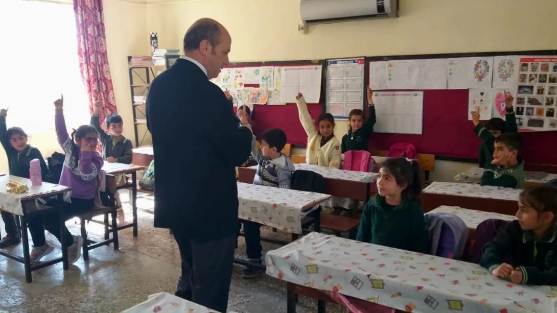 İlçe Milli Eğitim Müdürümüz Mehmet Metin, Esenler İlkokulu'nu Ziyaret Etti