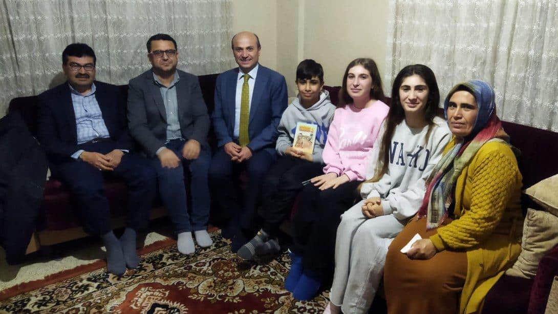 İlçe Millî Eğitim Müdürümüz Mehmet Metin, Öğrenci Ziyaretlerine Devam Ediyor 