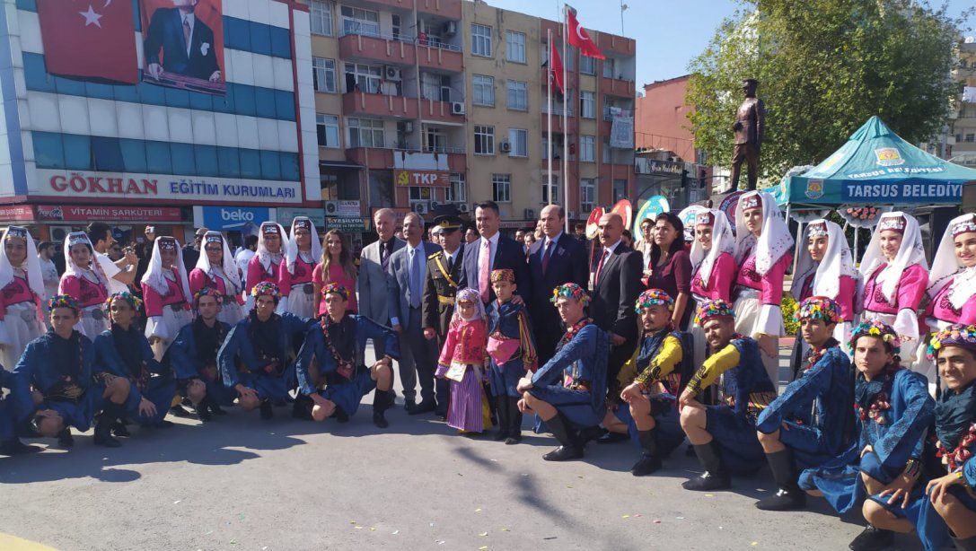 29 Ekim Cumhuriyet Bayramı Kutlamaları Tarsus Cumhuriyet Meydanında Büyük Coşku İle Kutlandı.