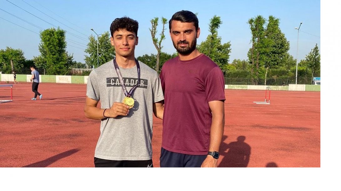 Öğrencimiz Yakup Efe Süratli, Atletizm U18 Türkiye 1.'si Oldu