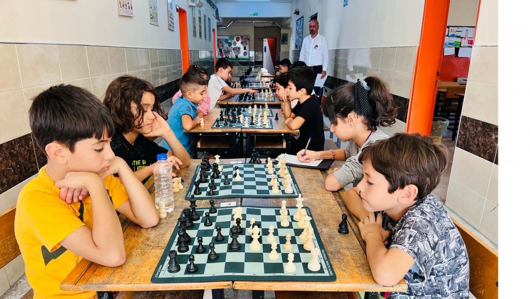 29 Ekim Satranç Turnuvası Başladı