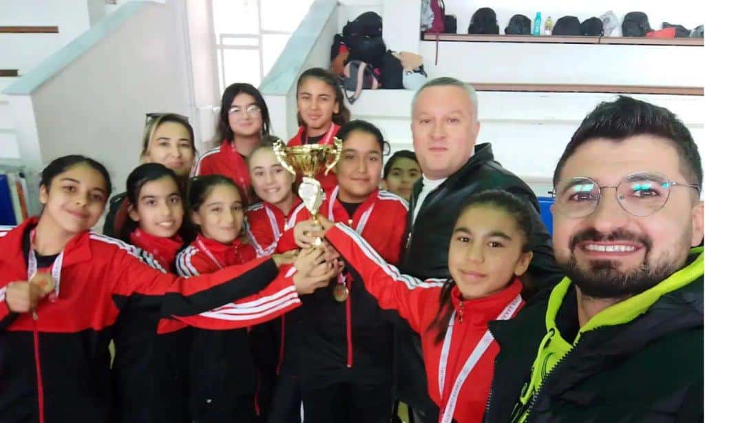 Beylice Şehit Piyade Başçavuş Faruk Kaya Ortaokulu, Futsal Tarsus Şampiyonu 