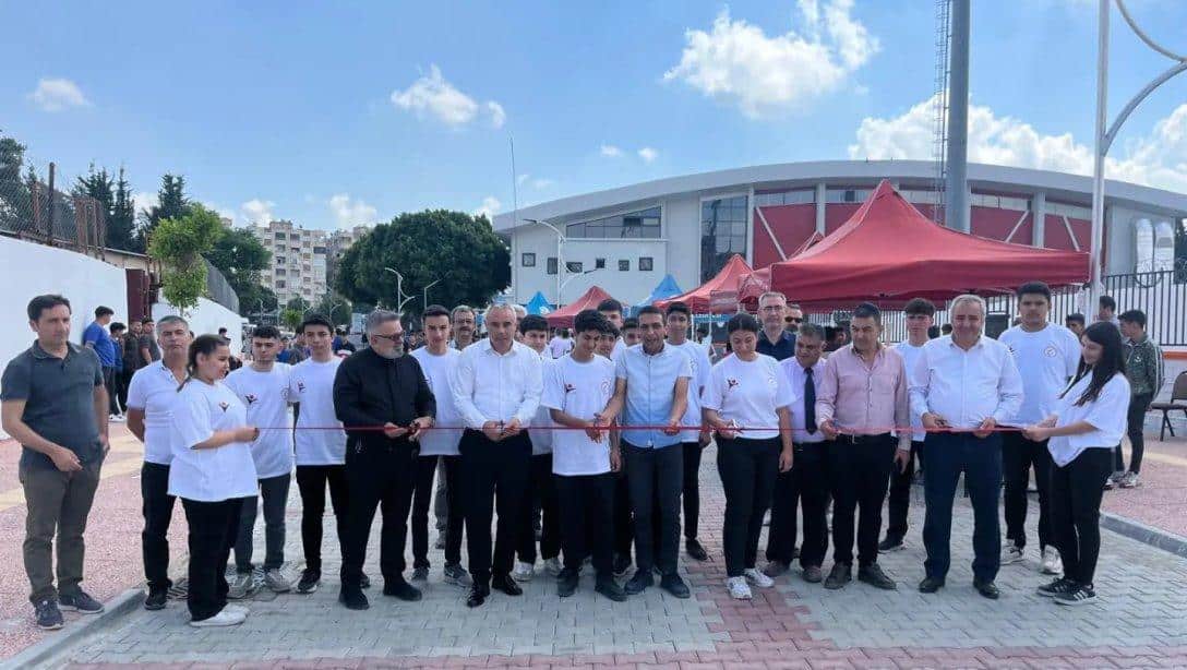 Tarsus Mesleki ve Teknik Anadolu Lisesi Bilim Fuarı Açılışı Yapıldı 