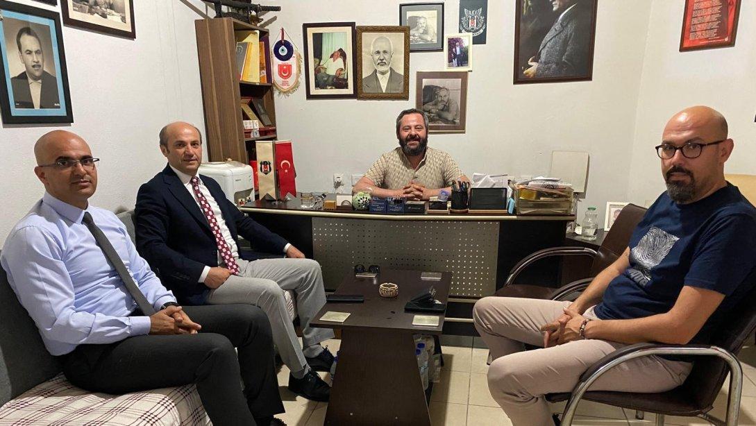 İlçe Millî Eğitim Müdürümüz Mehmet METİN, Yenises Gazetesi Yöneticisi  Cem Homurlu'yu Ziyaret Etti 
