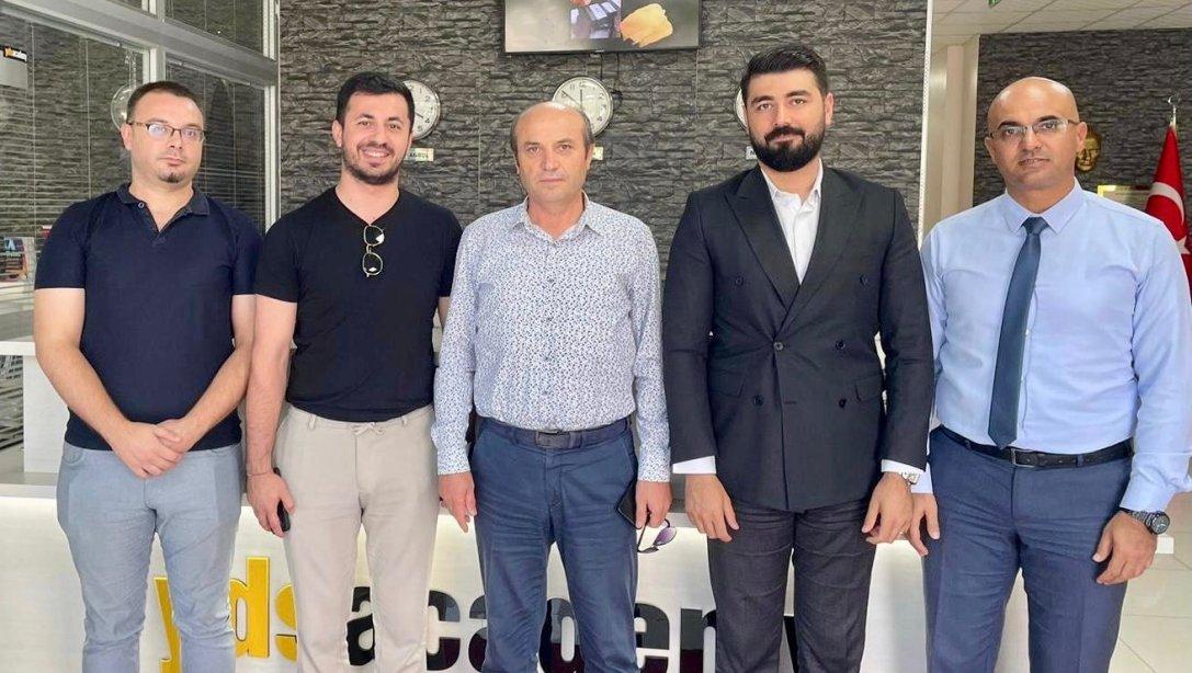 İlçe Millî Eğitim Müdürümüz Mehmet Metin, YDS Akademi Tarsus Şubesini Ziyaret Etti 