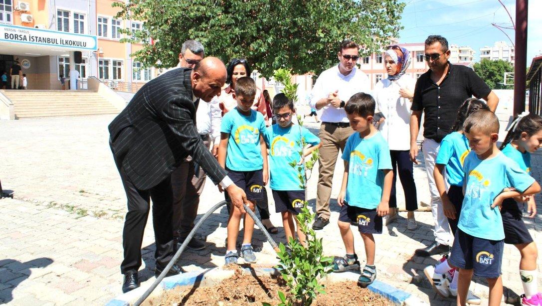 İlk Ders Gününe Öğrencilerimizle Fidan Dikerek Başladık 